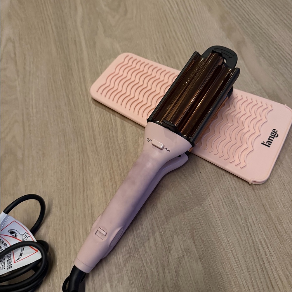 Lange Pink and Black Hair Waver